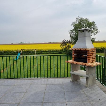 Maison De Vacances Situee Entre Liege, Tongres Et Vise Slins Esterno foto