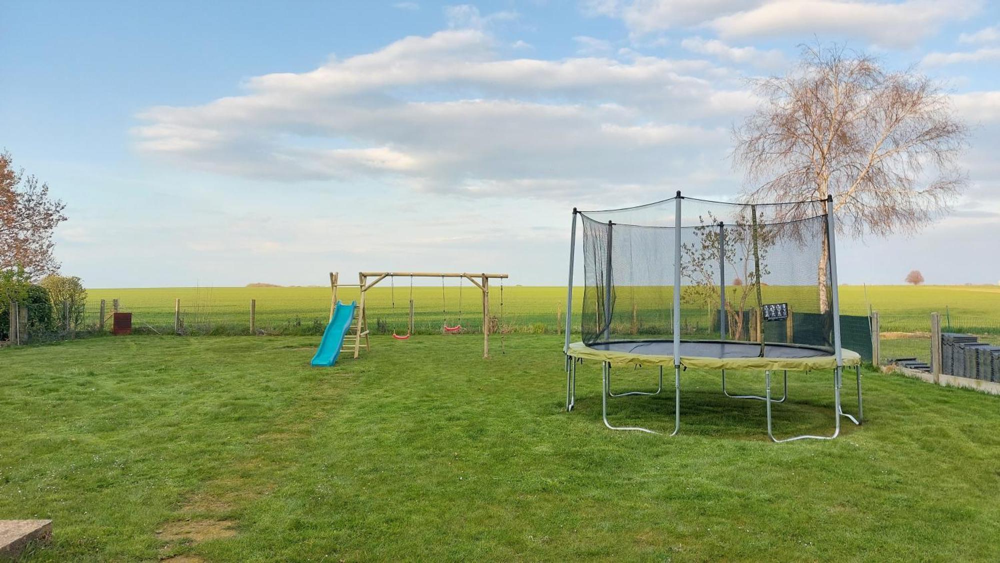 Maison De Vacances Situee Entre Liege, Tongres Et Vise Slins Esterno foto